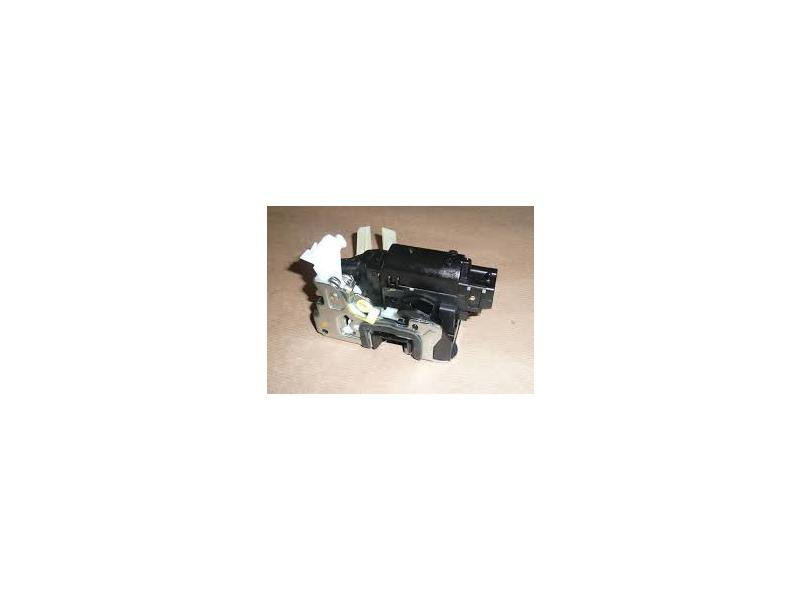 KAPI KILIDI ON SOL DUSTER (YM) - SAGEMFRANS - OEM 805038137R