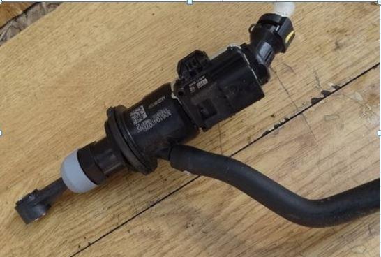DEBRİYAJ ÜST MERKEZİ START STOPLU MEGANE IV-KADJAR - MY - OEM 306104007R