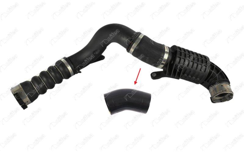 TURBOSARJ HORTUMU SAG BMW B47 F45 F46 F48 F39 . MINI F54 F55 F56 F57 F60 KUCUK - NIFEA - OEM 11618577233