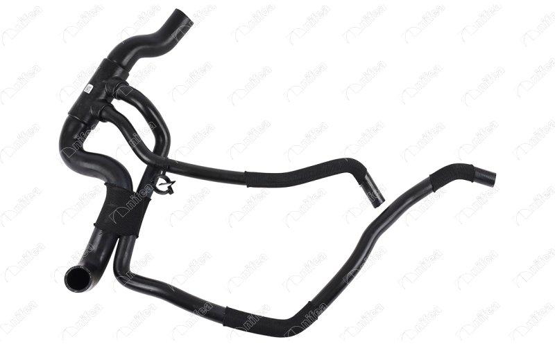 RADYATOR ALT HORTUMU NV400 - MOVANO - MASTER III - NIFEA - OEM 215031595R