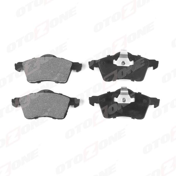 ÖN BALATA TRANSPORTER T4 CARAVELLE 2.5 TDI (90-03)(GDB1391) - OTOZONE - OEM 7D0698151D