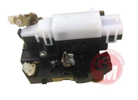 ÖN KAPI KİLİDİ SAĞ MOTORLU RENAULT MASTER II - GUA - OEM 8200147150