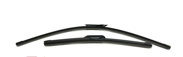 SILECEK SUPURGESI TAKIMI 650mm / 425mm BMW F40 F44 - BOSCH - OEM 61615A25860