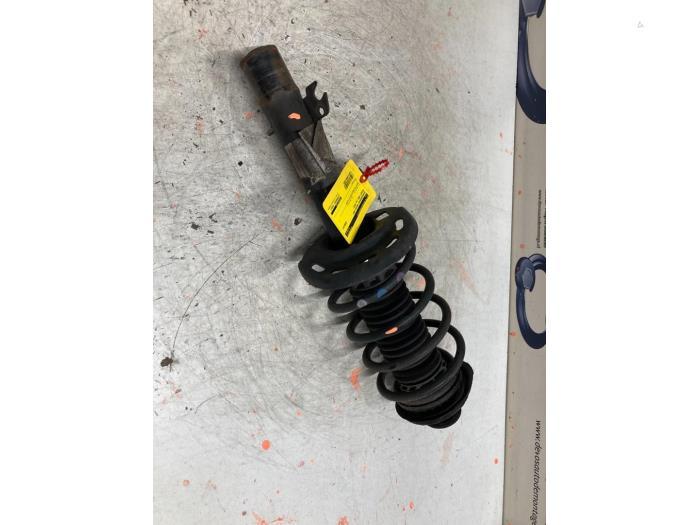 ÖN AMORTİSÖR SAĞ CROSSLAND 17> P2008 15> C3 AIRCROSS 17> C4 CACTUS 17> - PSA - OEM 9815657880