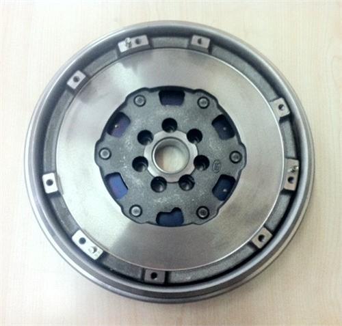 DEBRİYAJ VOLANI SABİT MGN III-FLUENCE-QASHQAI 1.5DCİ 6 İLERİ (7701477758 DEB.SETİ İLE KUL) - VOLMERK - OEM 7701477758