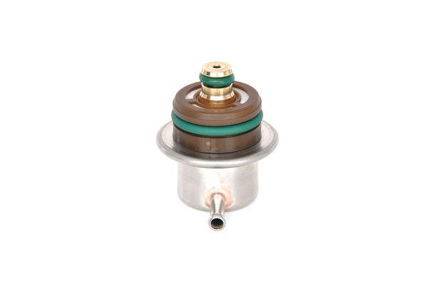 YAKIT BASINÇ REGULATÖRÜ BORA 2.0(98-05)-GOLF III-IV-V 1.8T-2.0 (91-08)-A2 1.6 (02-05)-A3 1.6-1.8 00> - BOSCH - OEM 037133005