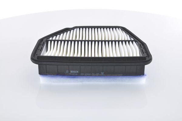HAVA FİLTRESİ OPEL ANTARA 2.2 CDTİ-CDTİ 4x4 13=> CHEVROLET CAPTIVA 2.2 D-D4WD 11=> - BOSCH - OEM 22745824