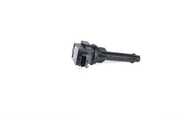 ATEŞLEME BOBİNİ TOYOTA COROLLA 1,4L 4ZZ-FE ZZE111 VVTi 00-01 (3 soketli) - BOSCH - OEM 9008019017