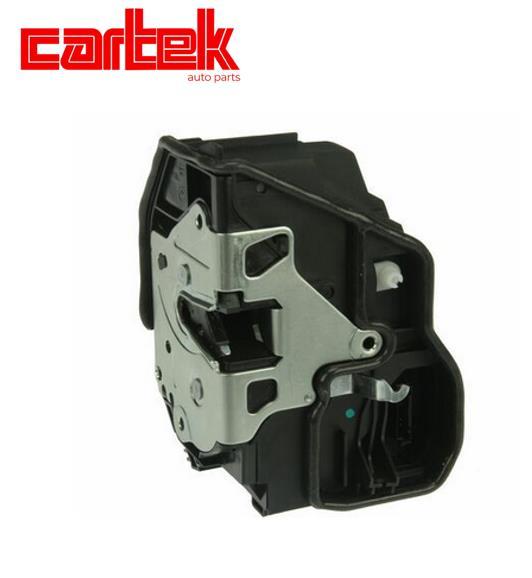 KAPI KILIDI E60 E87 E90 X1 E84 X3 E83 X5 E70 X6 E71 F20 F30>F36 F10 F07 F01 X3 F25 ON SOL 2007> - CARTEK - OEM 51217229461