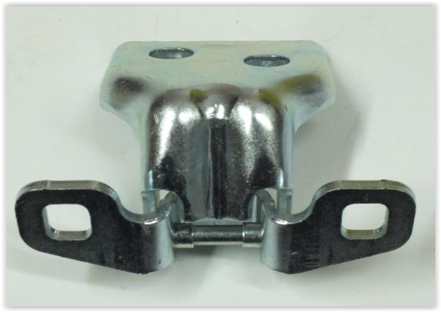 KAPI ÜST MENTEŞESİ ÖN SAĞ DACIA LOGAN - MY - OEM 6001546883