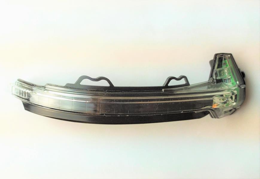 SİNYAL SAĞ A4-A5 2015- - ART - OEM 8W0949102
