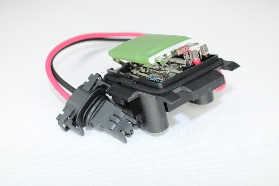 KLİMA KONTROL ELEMANI CLIO II 1.2-1.4-1.6-1.9-2.0 98=> - MOTORTEC - OEM 7701050890