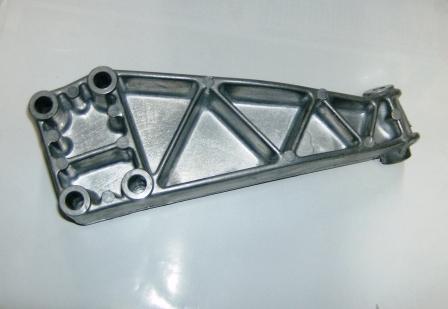 MESNET TAKOZU (MOTOR KULAĞI) TMPR SX MOTOR - BIRLIK - OEM 7590377