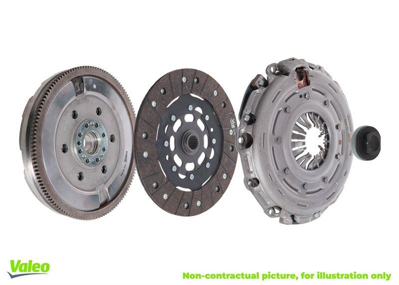 VOLANT+DEBRİYAJ SETİ ASTRA L 21> CORSA F 20> COMBO E-VIVARO C-GRANDLAND-ZAFIRA LIFE-P208 19> P308 14 > P508 19> P3008-P5008 17> RIFTER-PARTNER-JUMPY III-BERLINGO 17> C4 14> 1.5 BlueHDI DV5 1.6 Blue DV6 - PSA - OEM 1674211180