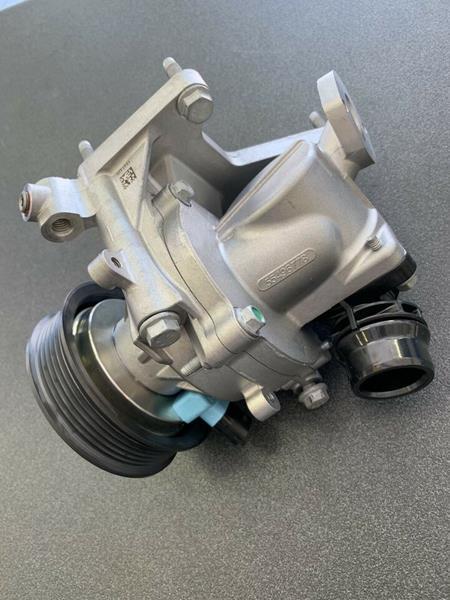DEVİRDAİM SU POMPASI VE TERMOSTAT ASTRA J-ASTRA K-INSIGNIA A-INSIGNIA B 1.6 B16DTH-DTJ-DTE - GM - OEM 55502819