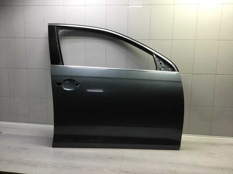 KAPI SACI ÖN SAĞ VOLKSWAGEN GOLF-JETTA 2006-2010 - SUYANG - OEM 1K5831106F