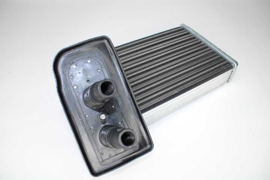 KALORIFER RADYATORU KANGOO 1.9 D - MOTORTEC - OEM 7701205538