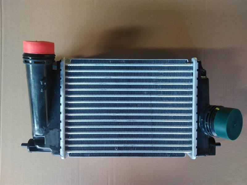TURBO RADYATÖRÜ (INTERCOOLER) RENAULT MEGANE IV 16> TALISMAN 16> 1.5dCi KADJAR 18> 1.2TCe 1.5dCi NİSSAN QASHQAI II 13>20 1.5dCi (64x217x282) - ORIS - OEM 144614EA0A