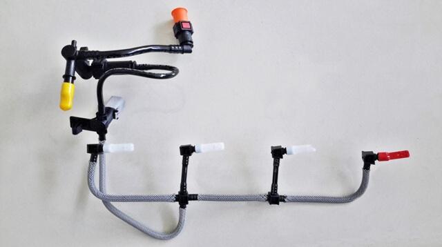 ENJEKTOR GERI DONUS HORTUMU C-MAX 08>15 FOCUS II 08>15 MONDEO IV 07>15 1.8D CONNECT 07>15 1.8 TDCI - CM - OEM 4M5Q9K022AG