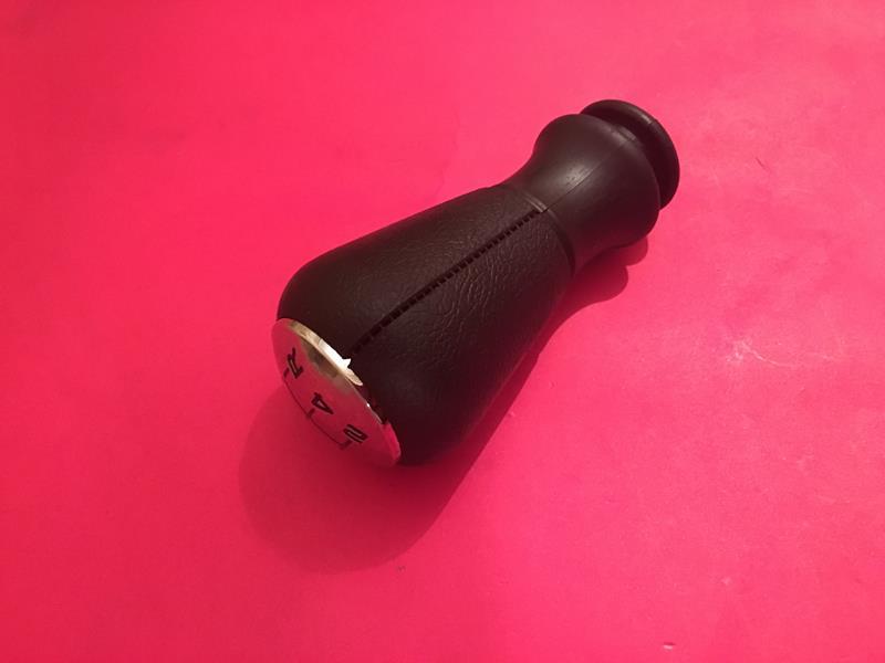 VİTES TOPUZU P206-P207-P307-P308-P407-P3008-P5008-PARTNER TEPEE 1.4 - PSA - OEM 2403.CN
