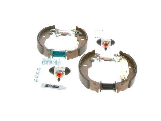 ARKA PABUÇ BALATA TAKIMI (KİT) P207 1.4-1.4 16V-1.4 HDI-1.6HDI 06=> - BOSCH - OEM 4242.20
