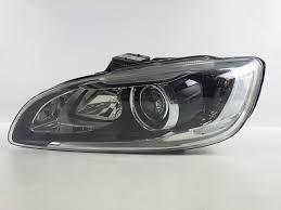 FAR (XENON) (SOL) VOLVO S60- V60 (05/13>) - VALEO - OEM 31420108