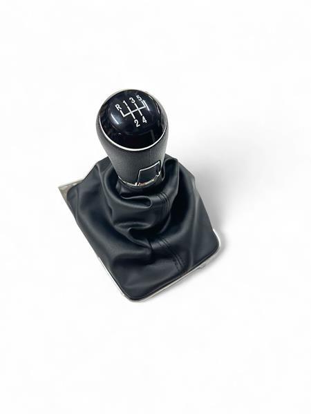 VİTES TOPUZU KROMLU 5 VİTES DİZEL GOLF7 - GKL - OEM 5G1711113