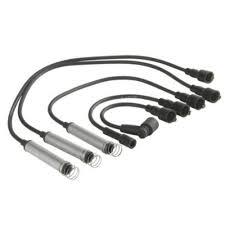 BUJİ KABLO TAKIMI (METAL TÜPLÜ) OPEL VECTRA A-OMEGA A-FRONTERA A-CALIBRA A 1.8-2.0 ie 8V (88>95) - HELLUX - OEM 90443694