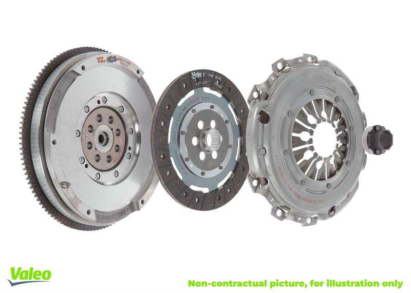 DEBRİYAJ VOLANLI SET PASSAT-A4-A6 1.6-1.8-1.8T (96-00) (ADP-AHL-AJL-ADR-AEB) 826579 - VALEO - OEM 058105266