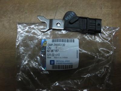 (9012039 KABLOLU) EKSANTRİK MİL SENSÖRÜ ASTRA F-OMEGA B-VECTRA A-VECTRA B 1.8-2.0 16V X20XEV - GM - OEM 9012039